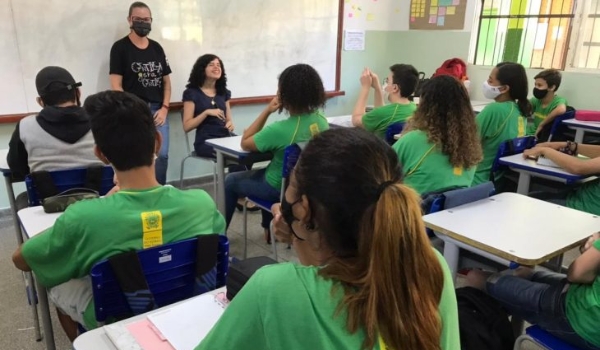 Ações de mobilização e conscientização sobre o autismo são realizadas na EE Fernando Correa