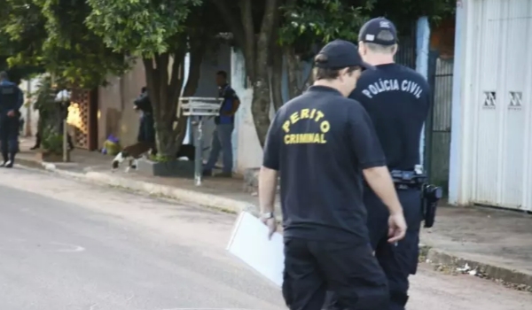 ‘Já era, senhor’: polícia tentou negociar com rapaz que atirou em namorada e depois na própria cabeça