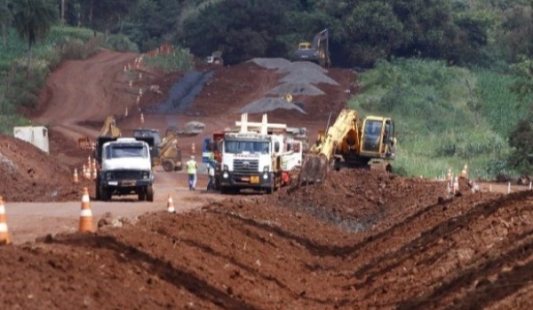 Para aproximar regiões produtivas, obra que vai ligar Fátima do Sul a Caarapó segue em pleno vapor