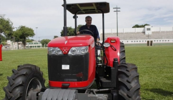 Propulsor do crescimento econômico, Agro recebe mais 363 equipamentos e maquinários nesta segunda-feira