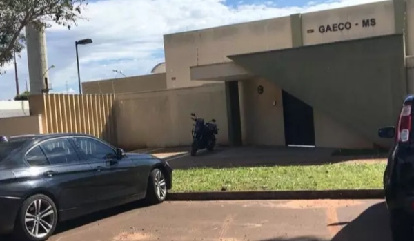 PM expulsa 5 policiais condenados por cobrar propina de cigarreiros