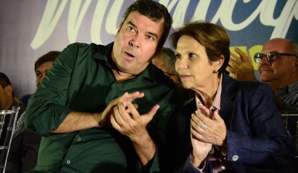 Eduardo Riedel e Tereza Cristina recebem carta com apoio de 71 prefeitos