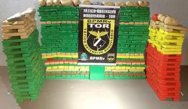 SUV roubado é achado com R$ 1,2 milhão em maconha na MS-080