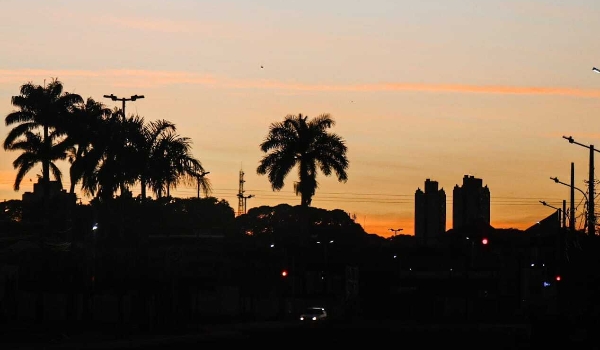 Sol predomina e MS tem máxima de 38 graus nesta terça-feira