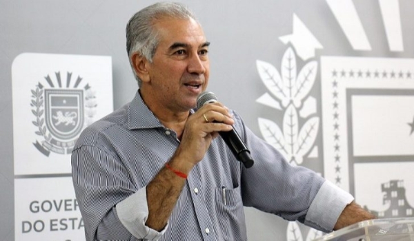 Reinaldo Azambuja destaca conquistas do servidor em sete anos de trabalho no Estado