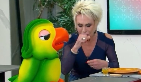 Ana Maria Braga engasga ao vivo e ‘Mais Você’ é encerrado às pressas; assista