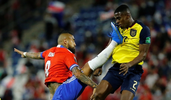 Fifa vai investigar denúncia que pode levar Chile à Copa no lugar do Equador