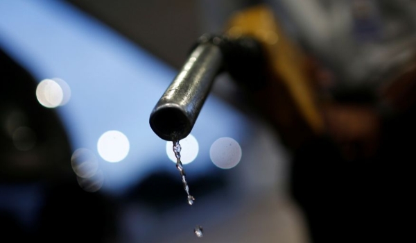 Preço médio do diesel vai a R$ 6,96 após reajuste da Petrobras, diz Ticket Log