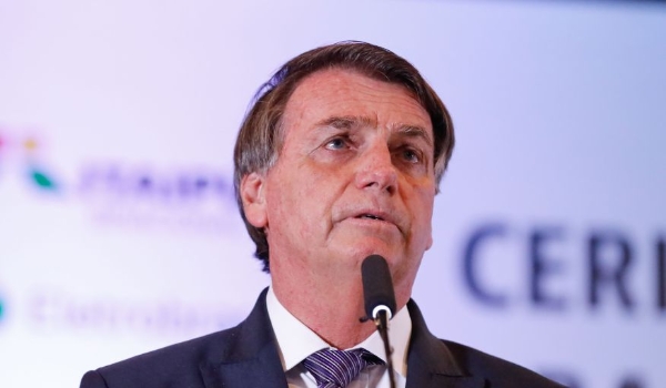 Bolsonaro volta a defender excludente de ilicitude em cerimônia da PM