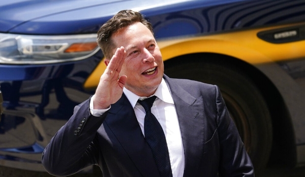 Elon Musk no Twitter: a cronologia da negociação até a suspensão do acordo de compra