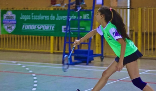 Fundesporte oferece curso gratuito de badminton em Porto Murtinho