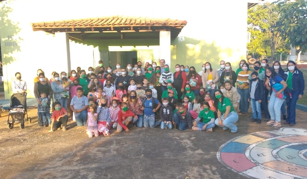 Prefeitura entrega uniformes para Serviço de Convivência e Fortalecimento de Vínculo