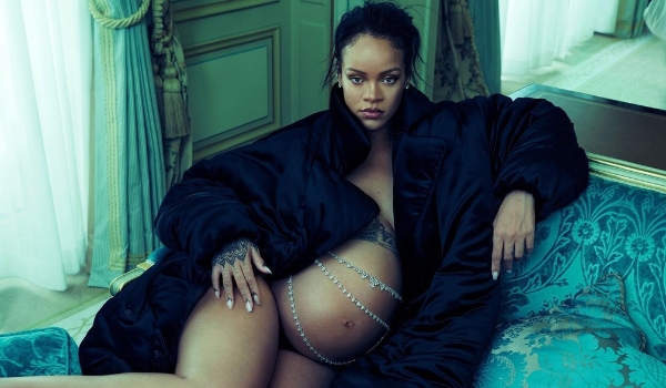 Rihanna dá à luz, diz site