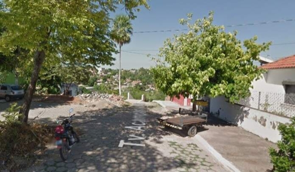 Jovens são sequestrados e se livram de bandido após acidente