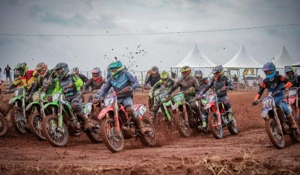 São Gabriel do Oeste recebe 2ª etapa do Estadual de Motocross