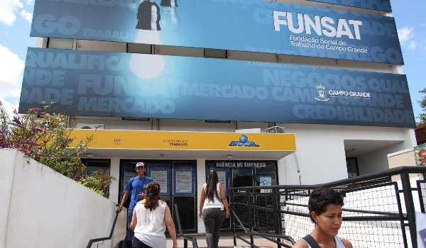 Capital abre semana com mais de 1,6 mil oportunidades de trabalho