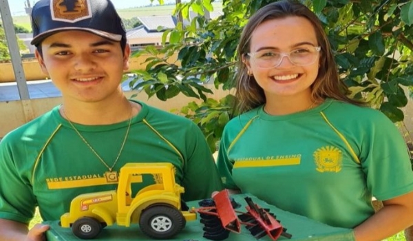Biomimética é trabalhada com estudantes da EE Professor Cleto de Moraes Costa, em Tacuru