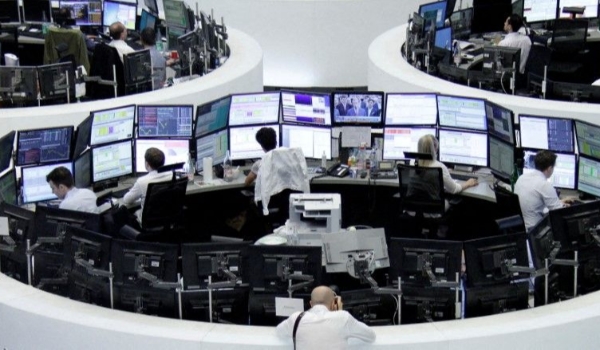 Ações europeias fecham em queda com temores sobre crescimento