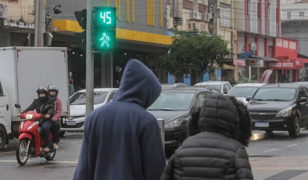Massa de ar polar provoca frio de 2ºC em Iguatemi e 5,8ºC na Capital