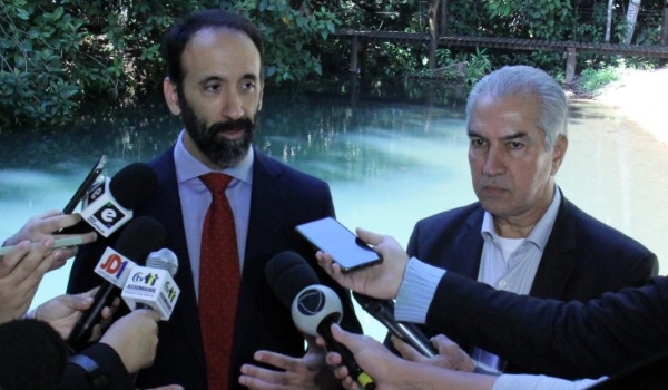Governador assina contrato da PPP da Infovia Digital