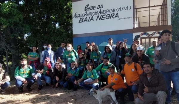 Estudantes da EE Dom Bosco realizam pesquisa de campo na região da APA Baia Negra, em Ladário