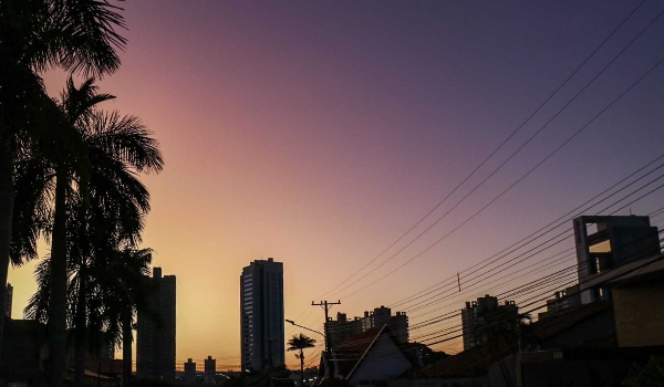 Sol predomina e primeiro dia do inverno tem máxima de 34ºC