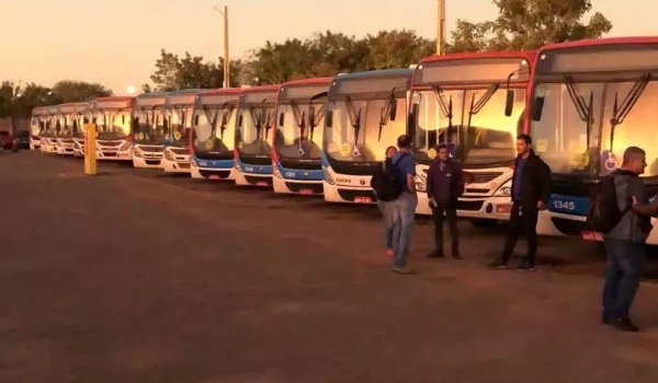 Campo Grande amanhece sem transporte coletivo