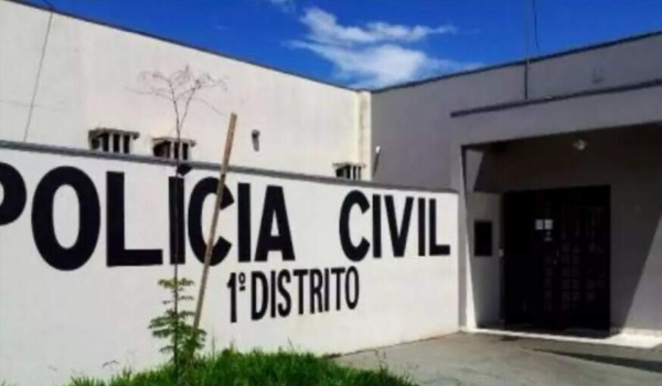 Motociclista bate em carro parado na contramão e mulher morre na MS-141