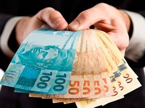 Governo sanciona lei que prorroga empréstimos consignados