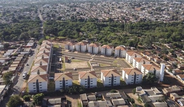 Com recursos do Governo do Estado e União, 300 famílias recebem nesta quinta-feira apartamentos do Residencial Jardim Canguru