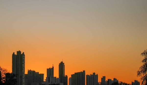 Previsão é de céu aberto e máxima de 34ºC neste sábado em MS