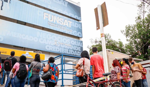 Funsat oferta 904 vagas de emprego que não exigem experiência profissional