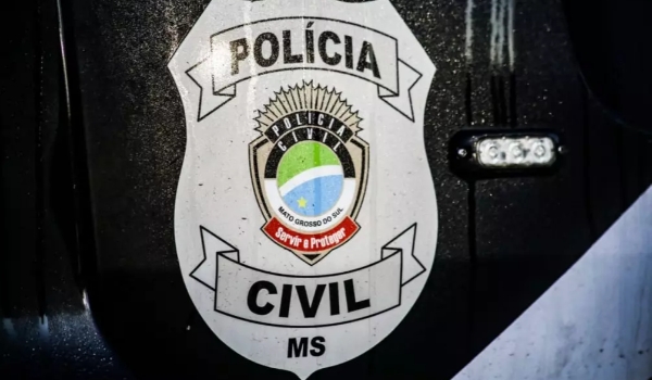 Homem tem morte encomendada após trocar mensagens com mulher de membro de facção criminosa