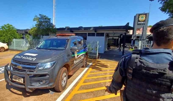 Traficante que fazia ‘delivery’ de cocaína desrespeita sinal e é preso em Dourados