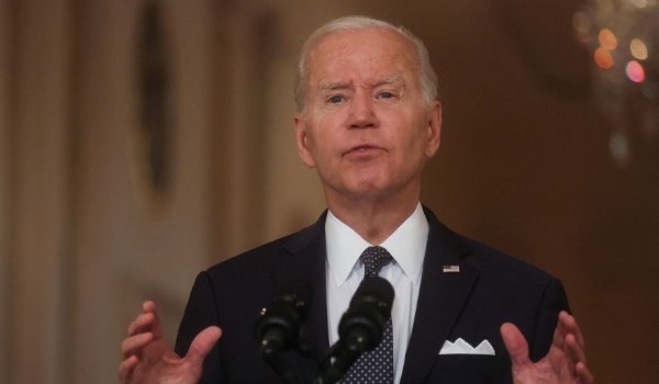 Biden assina ordem executiva destinada a proteger direto ao aborto nos EUA
