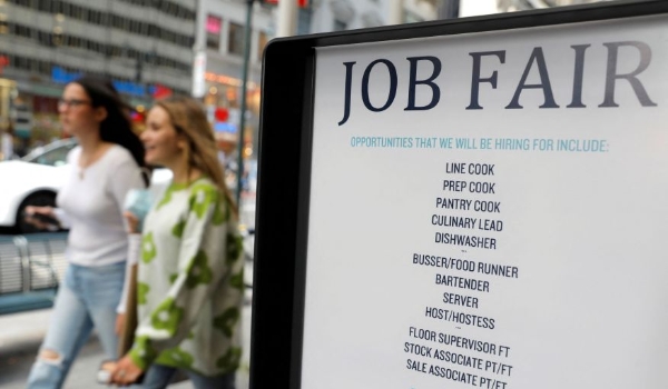 Biden comemora “forte” criação de empregos, mas espera desaceleração