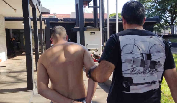 Morto com tiro na cabeça em conveniência estava devendo drogas para assassino