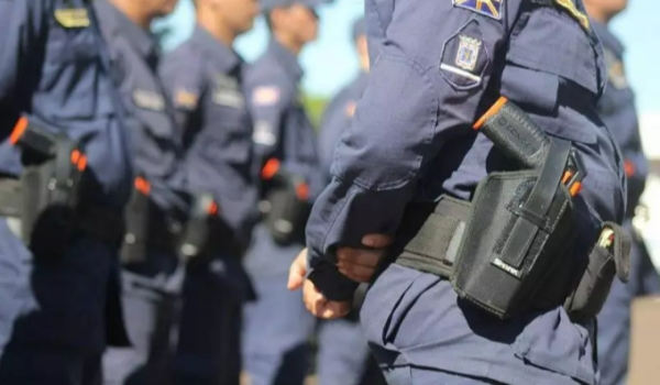 Guarda usa arma de choque com jovem flagrado em manobras que fugiu por 8 km