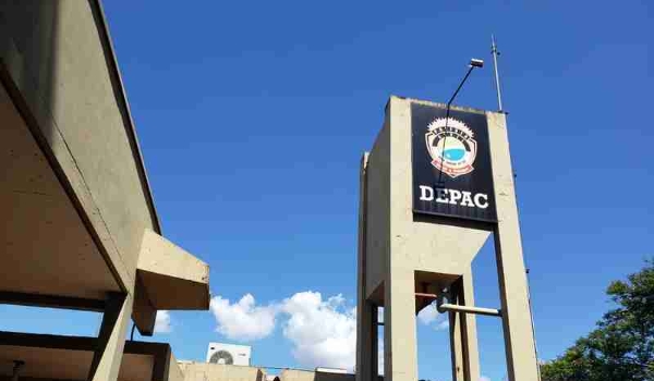 Homem perde carteira e descobre que cartão foi usado para comprar bebidas em conveniência