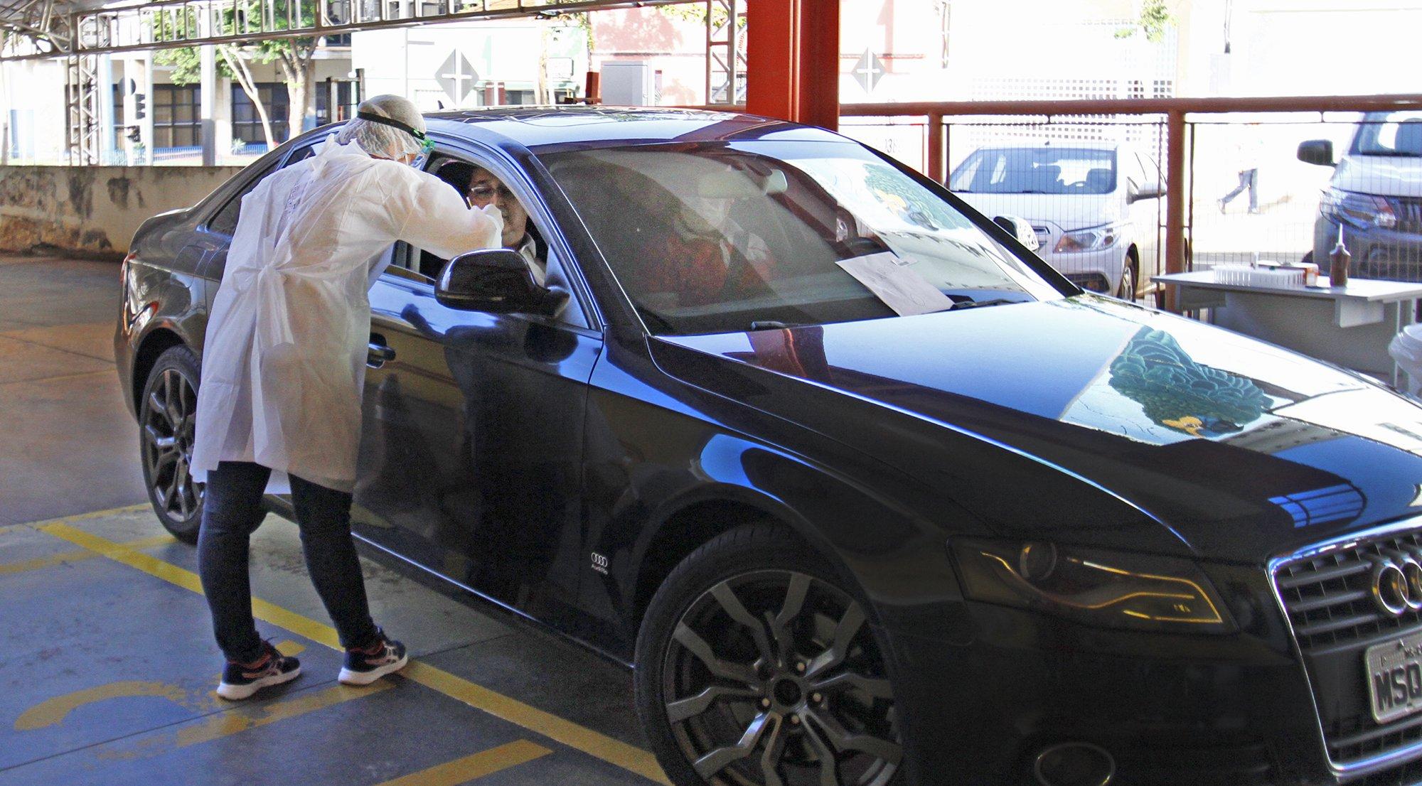 Agendamentos para teste Drive Thru de coronavírus em Corumbá começam neste sábado