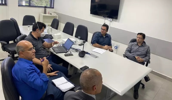 Polícia e Agetran vão reforçar fiscalização contra descarte de entulho