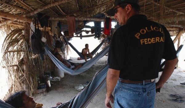 Brasil precisa avançar em políticas públicas contra trabalho escravo, diz procurador