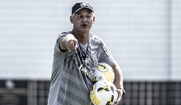 Campeonato Brasileiro fecha rodada com Santos x Fluminense nesta noite