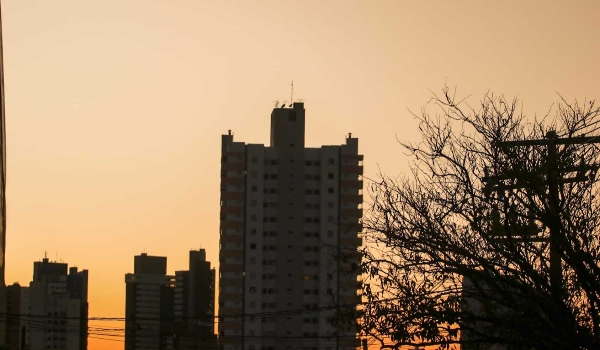 Calor predomina nesta terça, mas frio volta na próxima semana