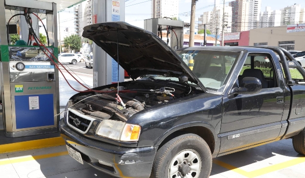 Para manter competitividade, preço do GNV pode ser reajustado em setembro