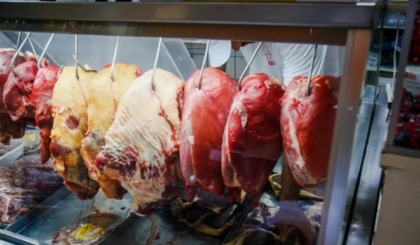 ‘Luxo’ para trabalhadores, churrasco de Dia dos Pais pode custar mais de R$ 95 em Campo Grande