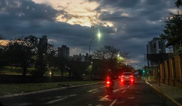 MS registra volume de 20 mm e previsão é de mais chuva durante a segunda-feira