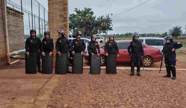 Presos do PCC com condenação de 40 anos estão entre fugitivos no Paraguai