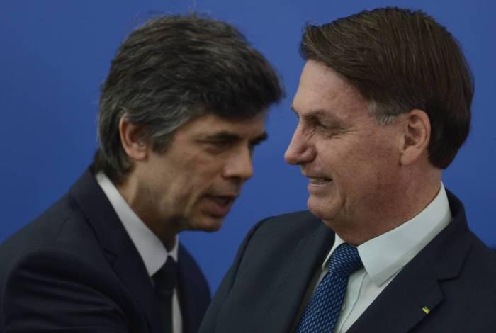 Imprensa internacional repercute saída de Nelson Teich do Ministério da Saúde do Brasil