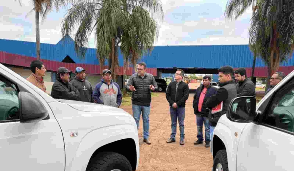 Aldeias de Dourados recebem veículos para uso coletivo